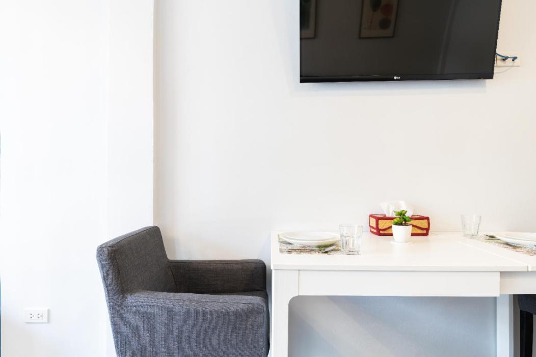 Cozy Studio 1 In Sathorn, Bts Saint Louis Банкок Екстериор снимка
